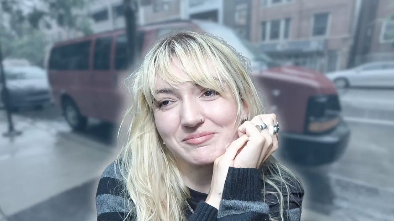 Shyeye - BUS INVADERS Ep. 2227 [VIDEO]