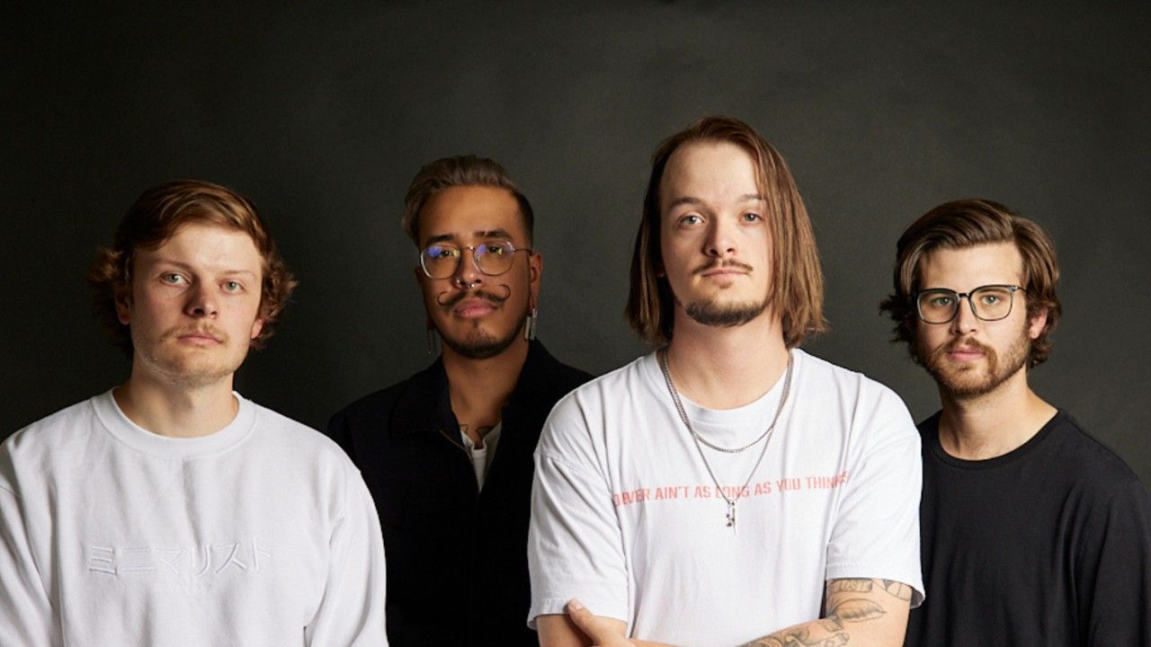 LONG/LAST - CRAZY TOUR STORIES
