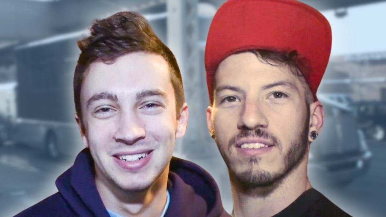 Twenty One Pilots - BUS INVADERS (Revisited) Ep. 237 [VIDEO]