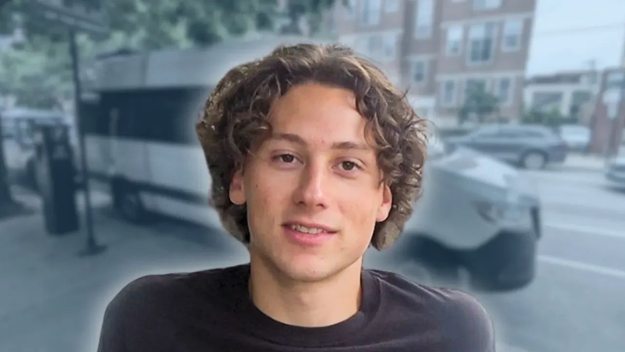Jake Minch - BUS INVADERS Ep. 2128 [VIDEO]