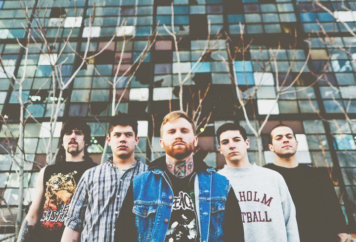 All’s Quiet – TOUR TIPS