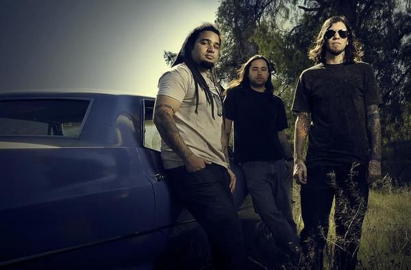 Smile Empty Soul Launches VIP Tour Package for Current U.S. Tour