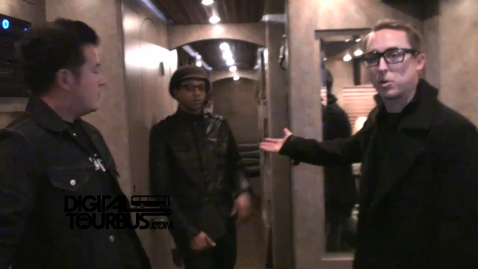 Yellowcard – BUS INVADERS Ep. 398