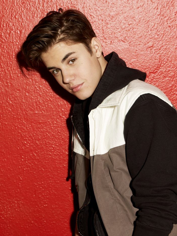 Drugs Found on Justin Bieber’s Tour Bus