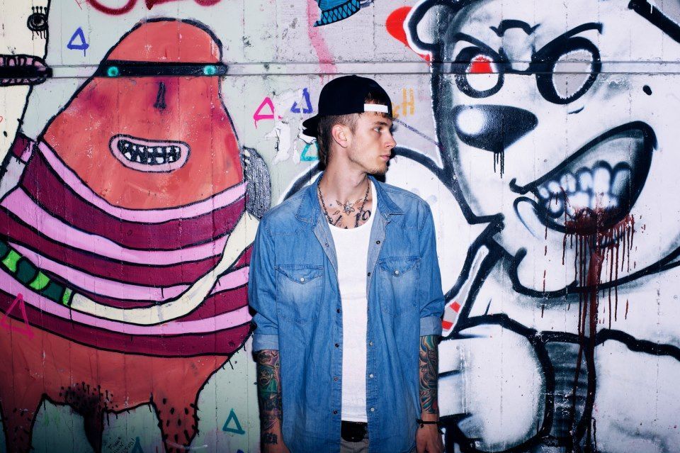 Machine Gun Kelly Announces Summer U.S. Tour