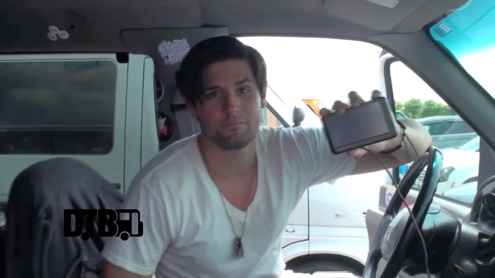 Westland – BUS INVADERS Ep. 517 [VIDEO]