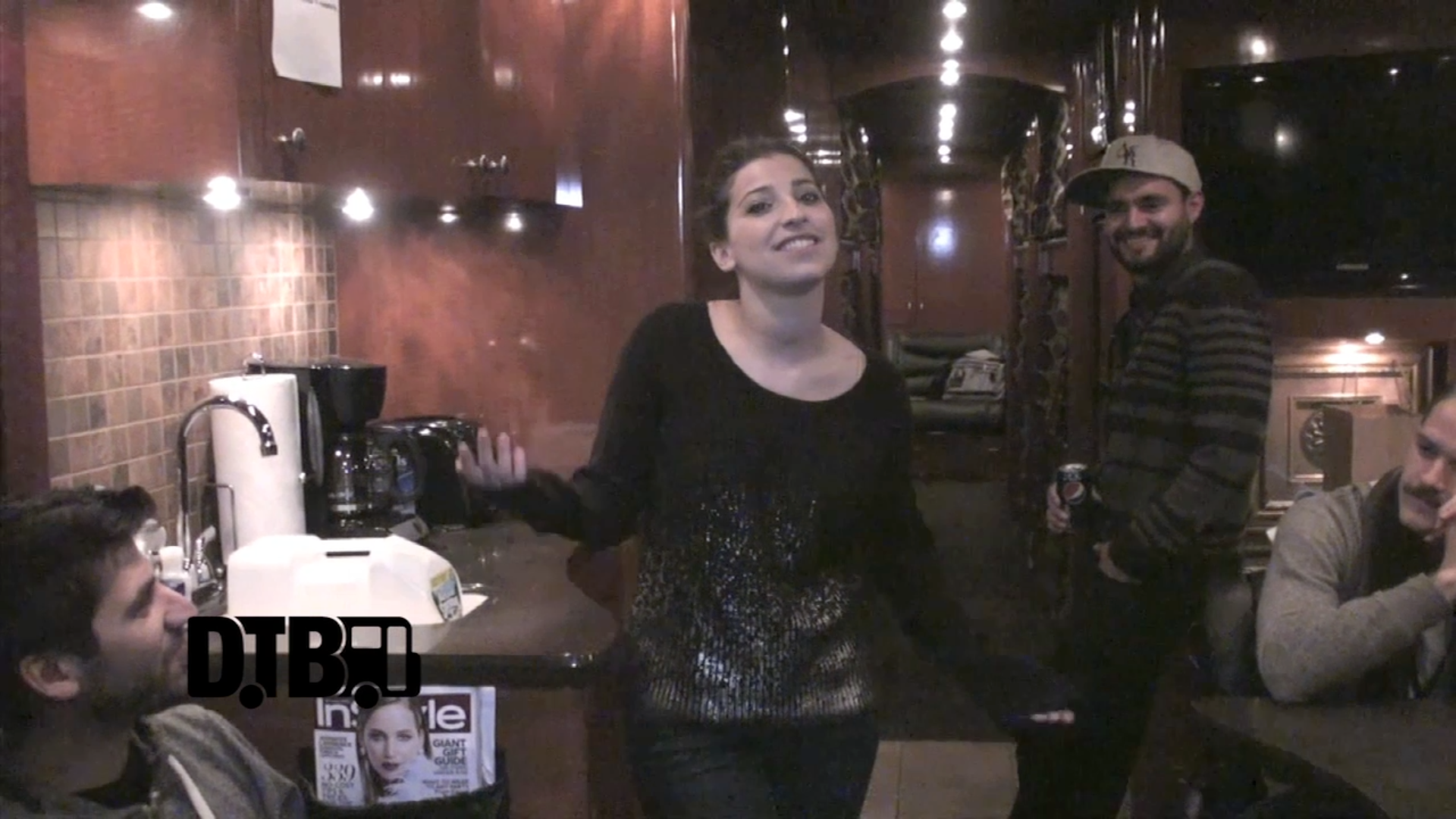 Ariana & The Rose – DREAM TOUR [VIDEO]