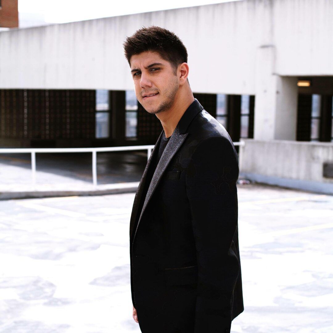 SoMo Announces the “Wide Awake” Tour