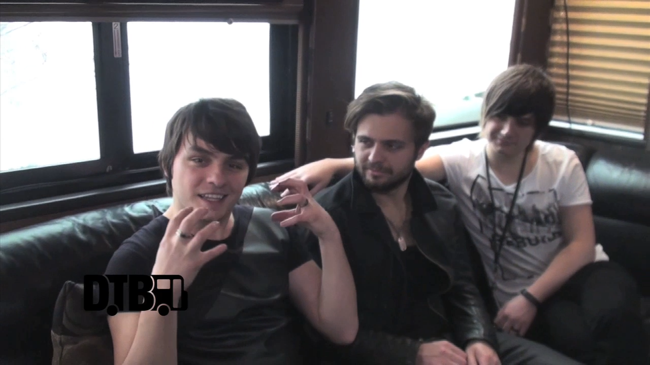 Everfound – CRAZY TOUR STORIES [VIDEO]