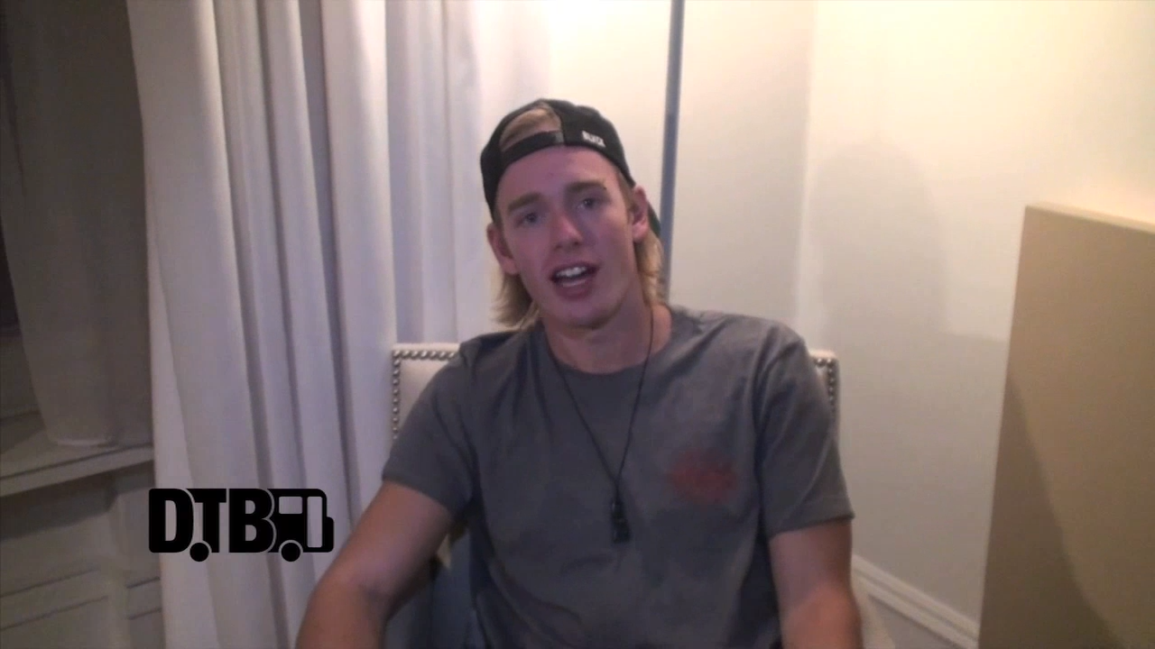 Will Sparks – CRAZY TOUR STORIES [VIDEO]