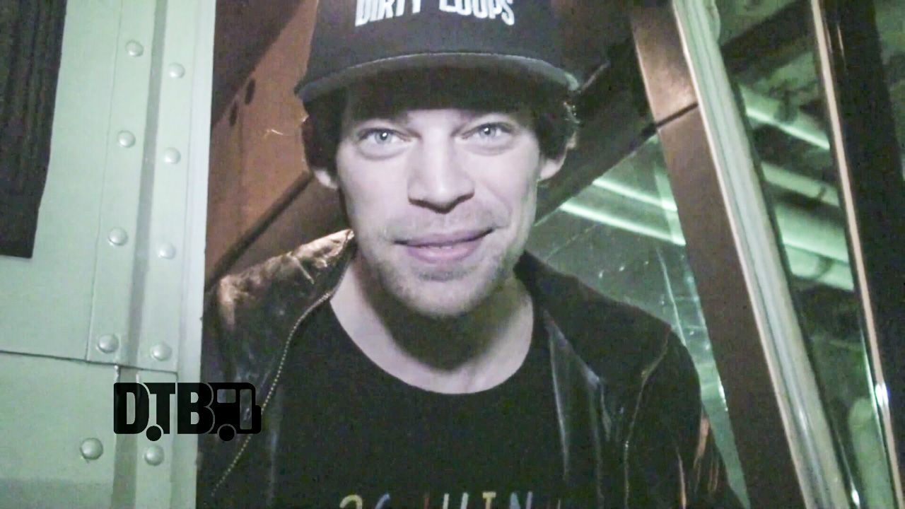 Dirty Loops – BUS INVADERS Ep. 729 [VIDEO]