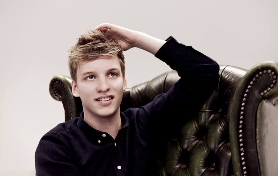 George Ezra Announces North American Spring Tour