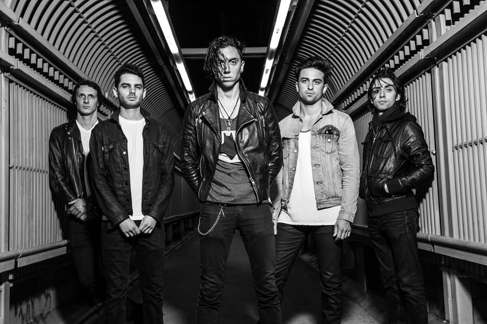 Ionia – CRAZY TOUR STORIES
