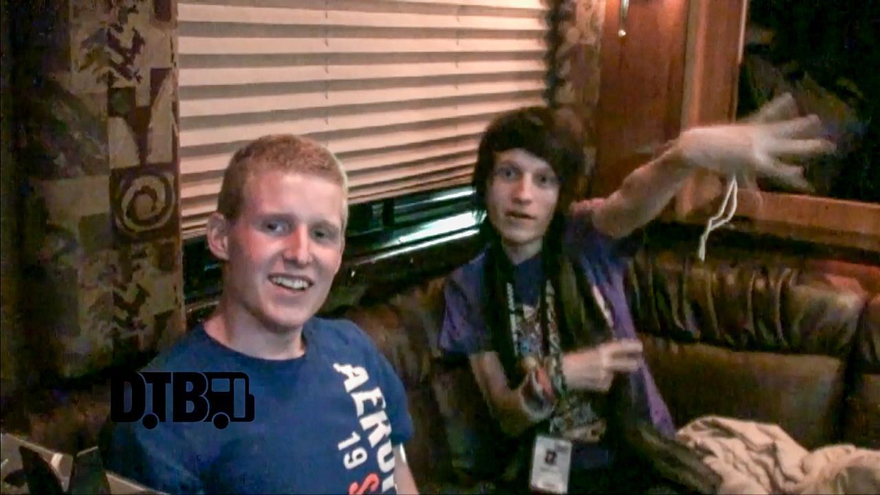BryanStars / Johnnie Guilbert – CRAZY TOUR STORIES Ep. 260 [VIDEO]