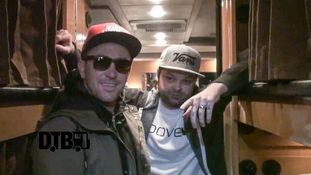 Hollywood Undead – BUS INVADERS Ep. 779 [VIDEO]