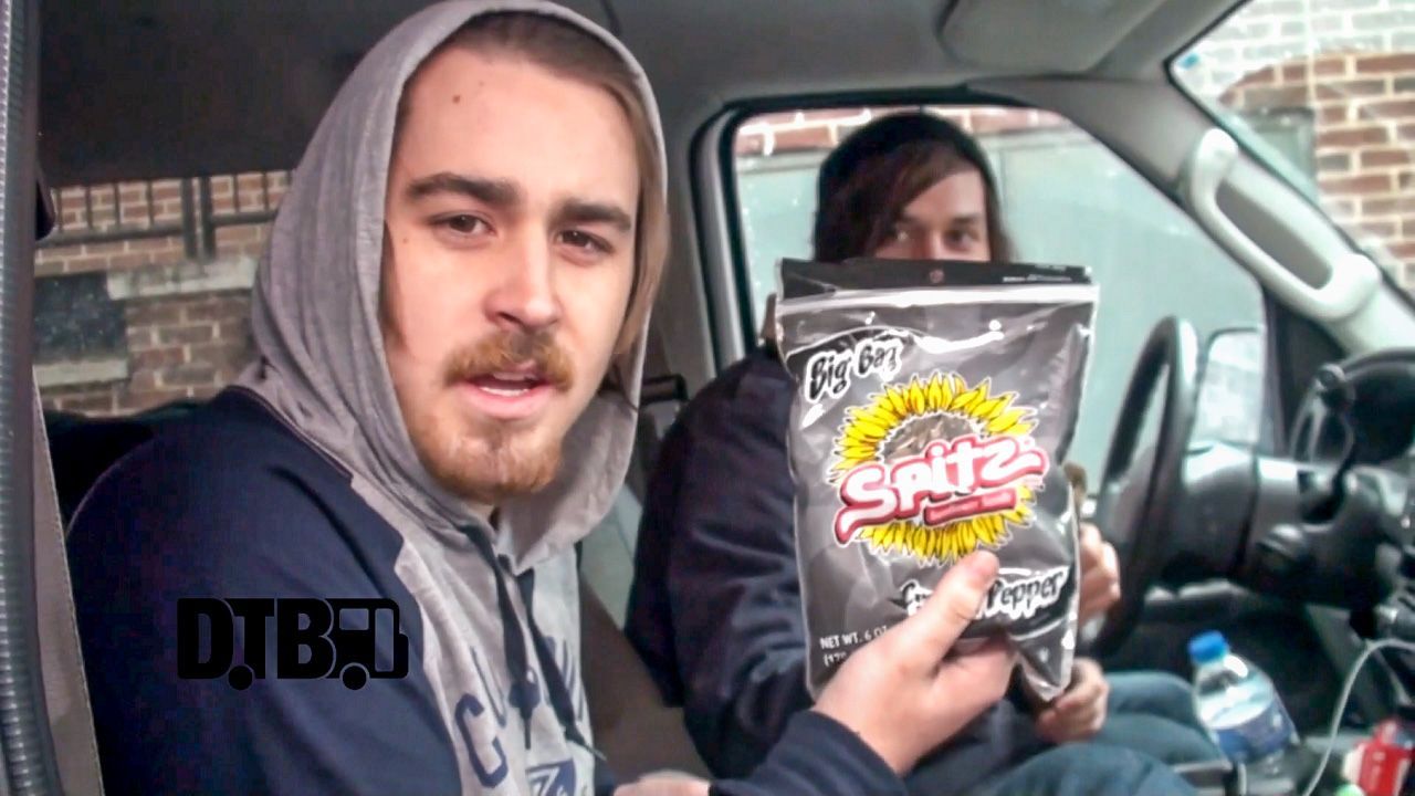 CHON – BUS INVADERS Ep. 788 [VIDEO]