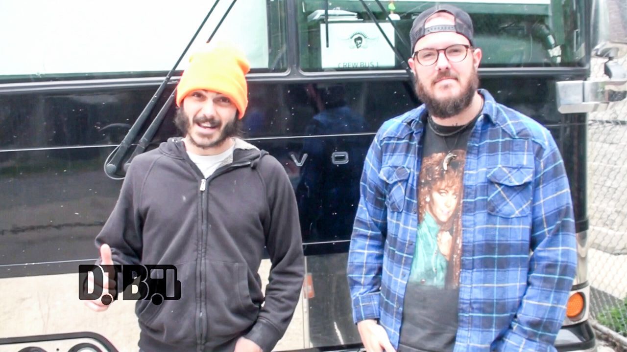 Crobot – BUS INVADERS 829 [VIDEO]
