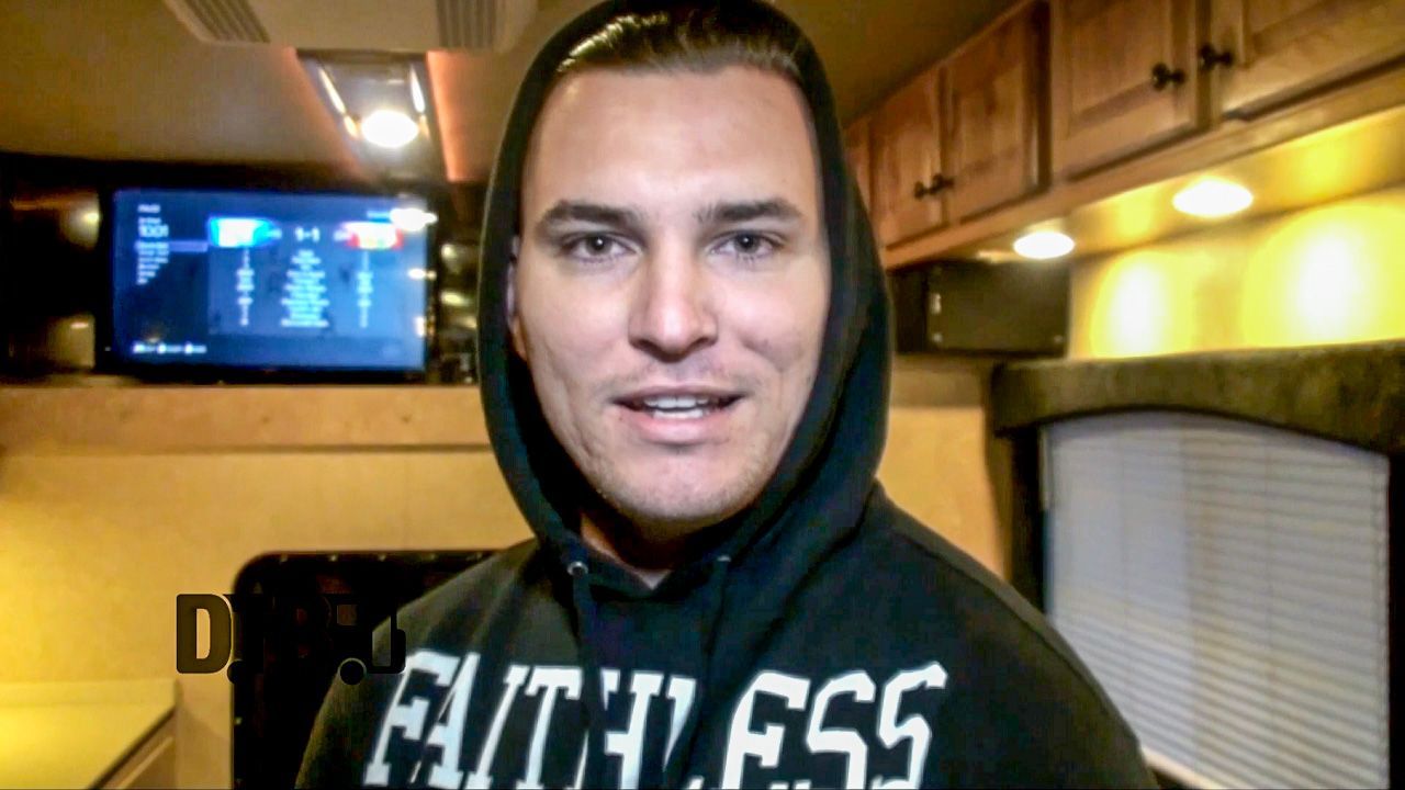 The Amity Affliction – TOUR TIPS (Top 5) Ep. 312 [VIDEO]