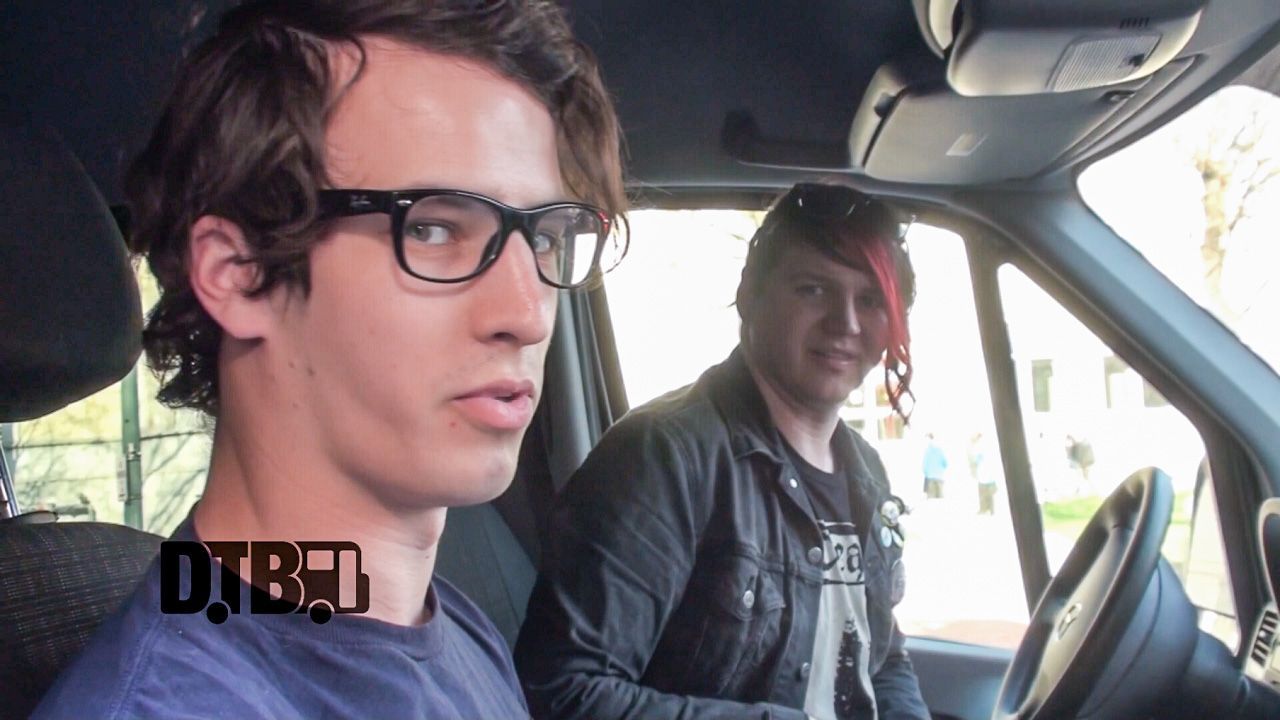 The Funeral Portrait – BUS INVADERS Ep. 828 [VIDEO]