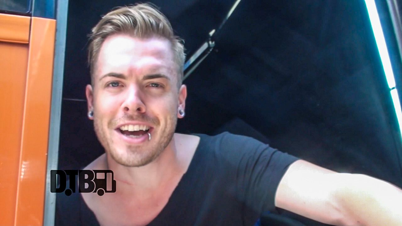 Set It Off – BUS INVADERS Ep. 873 [VIDEO]