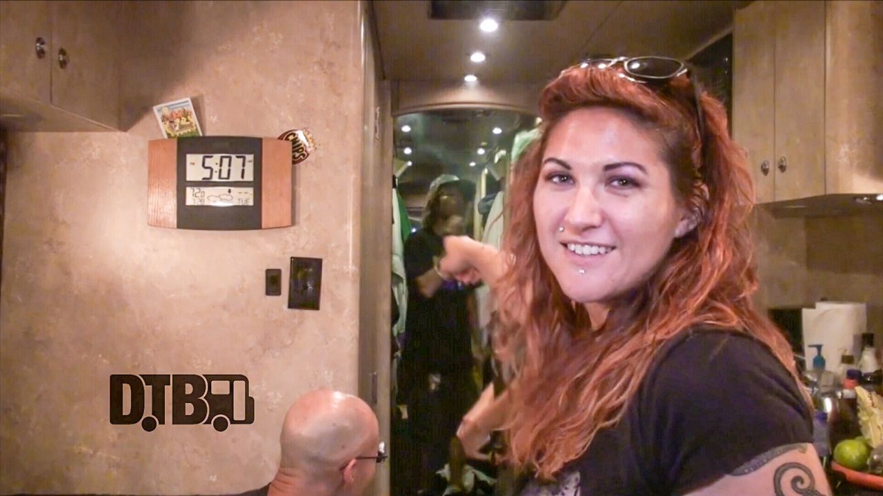 Meghann Wright – BUS INVADERS Ep. 911 [VIDEO]
