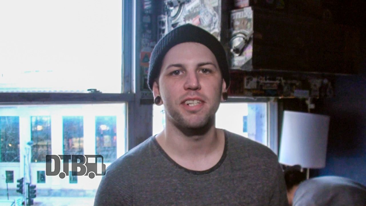 SECRETS – TOUR PRANKS Ep. 183 [VIDEO]