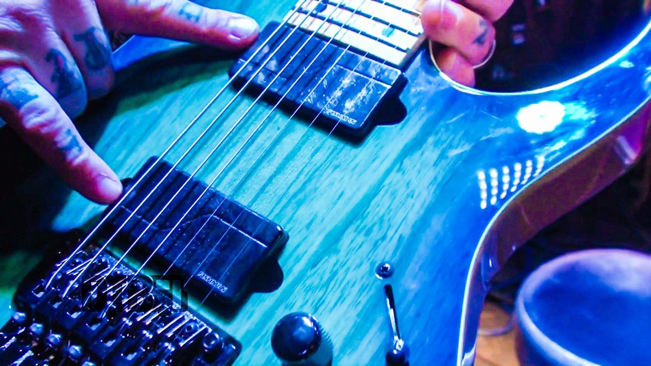 Fit For An Autopsy – GEAR MASTERS Ep. 47 [VIDEO]
