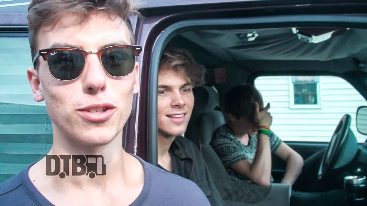 The Stolen feat. Mike Schiavo – BUS INVADERS Ep. 1052 [VIDEO]