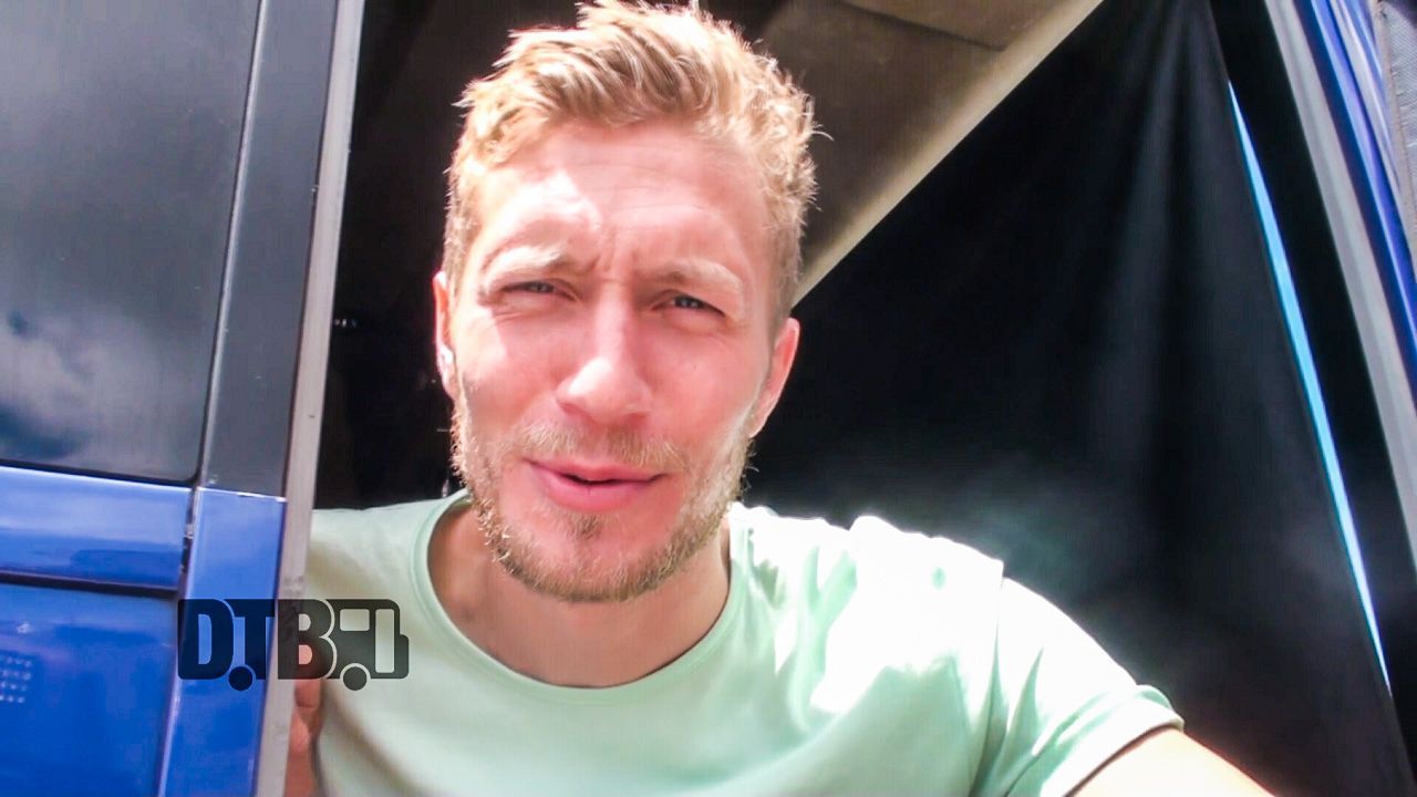 Chef’Special – BUS INVADERS Ep. 1061 [VIDEO]