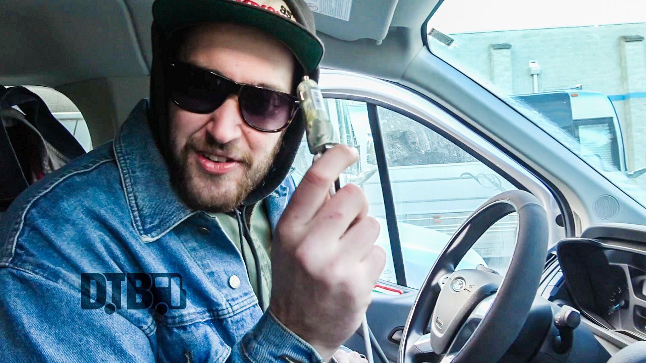 Citizen Zero – BUS INVADERS Ep. 1180 [VIDEO]