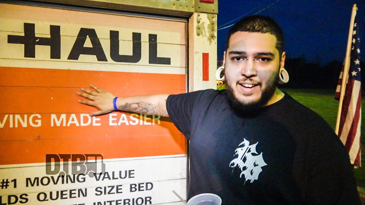 HIVE – BUS INVADERS Ep. 1206 [VIDEO]