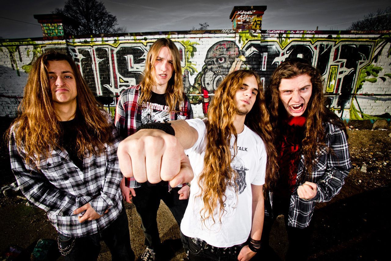 Dust Bolt – CRAZY TOUR STORIES