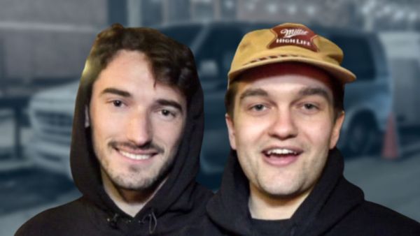 The Astronomers - BUS INVADERS Ep. 1718 [VIDEO]