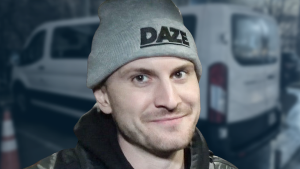 Contention - BUS INVADERS Ep. 1726 [VIDEO]