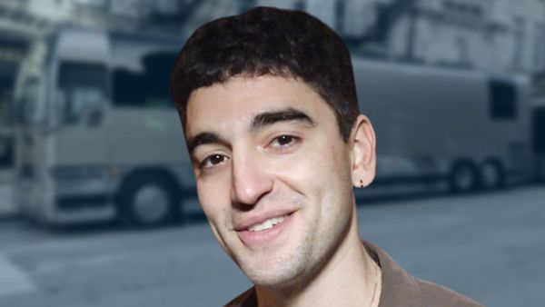 Adam Melchor - BUS INVADERS Ep. 1728 [VIDEO]