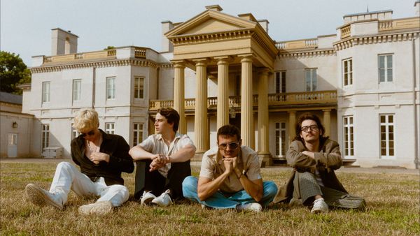 New Friends - TOUR TIPS