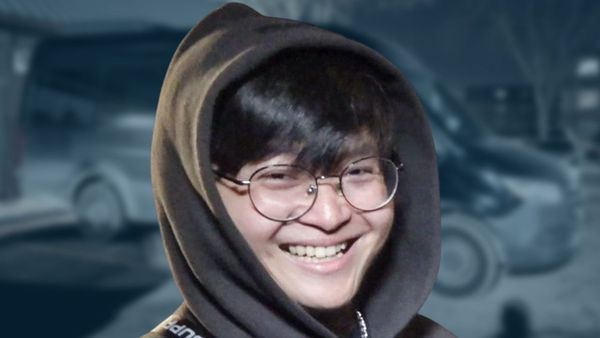 Within Destruction - BUS INVADERS Ep. 1727 [VIDEO]