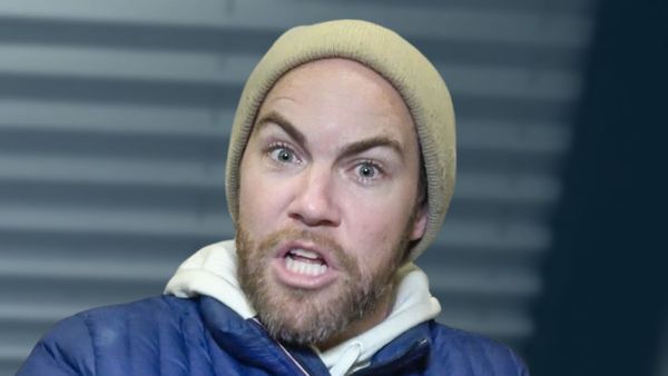 Hail The Sun - TOUR PRANKS Ep. 490 [VIDEO]