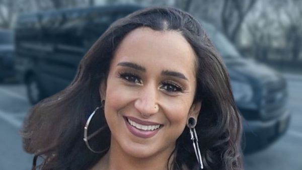 Monochromatic Black - BUS INVADERS Ep. 1743 [VIDEO]