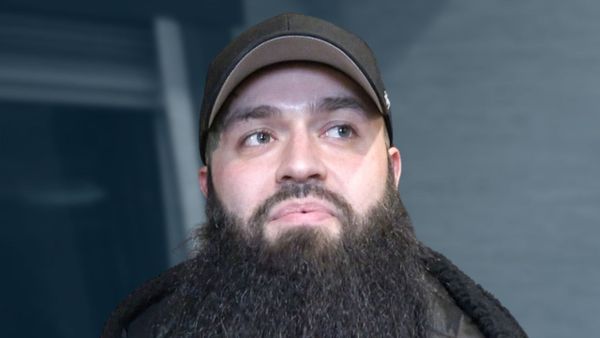 For The Fallen Dreams - CRAZY TOUR STORIES Ep. 443 [VIDEO]