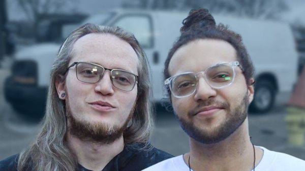 Discrepancies - BUS INVADERS Ep. 1770 [VIDEO]