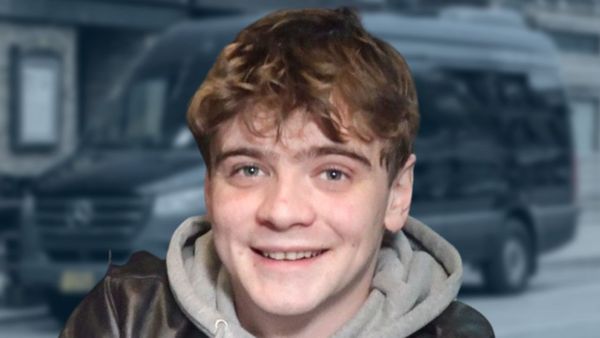 The Academic - BUS INVADERS Ep. 1761 [VIDEO]