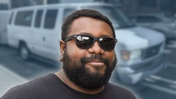 Action/Adventure - BUS INVADERS Ep. 1804 [VIDEO]