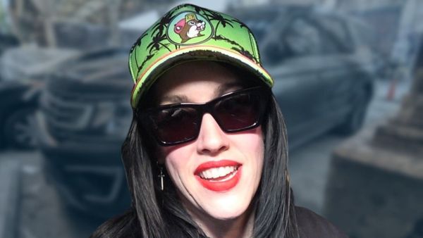 Night Club - BUS INVADERS Ep. 1800 [VIDEO]