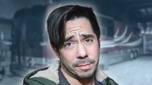 Armor For Sleep - BUS INVADERS Ep. 1868 [VIDEO]