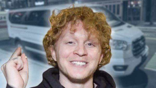 Knox - BUS INVADERS Ep. 1888 [VIDEO]