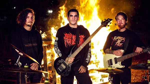 Sinizter - CRAZY TOUR STORIES