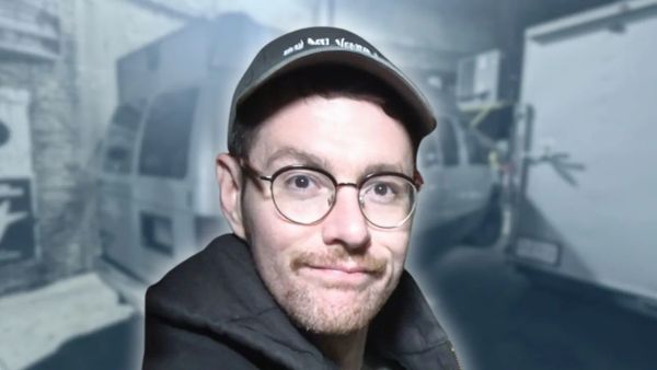 Cloakroom - BUS INVADERS Ep. 2016 [VIDEO]