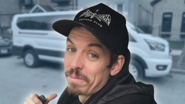 Grieves - BUS INVADERS Ep. 2056 [VIDEO]