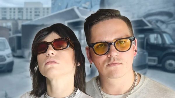 Hot Milk - BUS INVADERS Ep. 2075 [VIDEO]